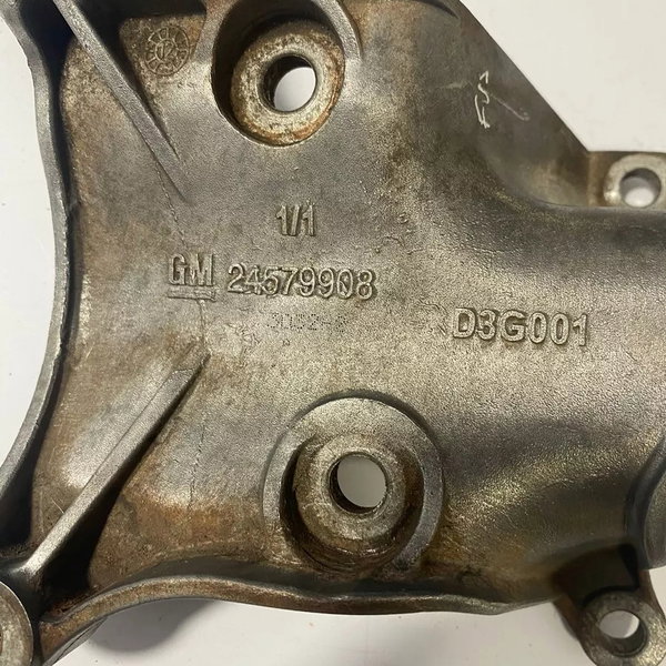 Suporte Do Compressor De Ar Condic S10 2.8 2013 Cx471