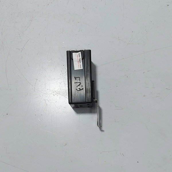 Módulo Relé Controle Retrovisor Pajero Full Mr583832 Cx517
