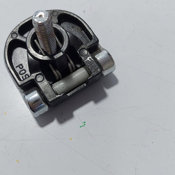 Presilha Gancho Porta Malas Range Rover Sport 3.0 10 Cx518