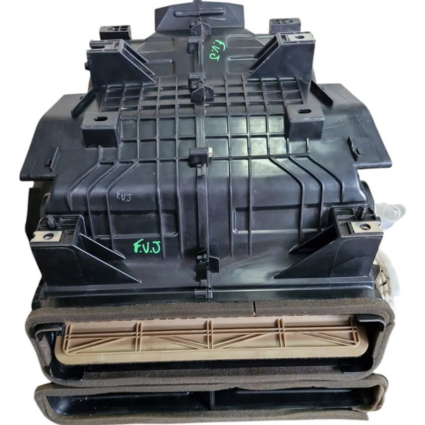 Carcaça Caixa Ventilação Interna S10 2014