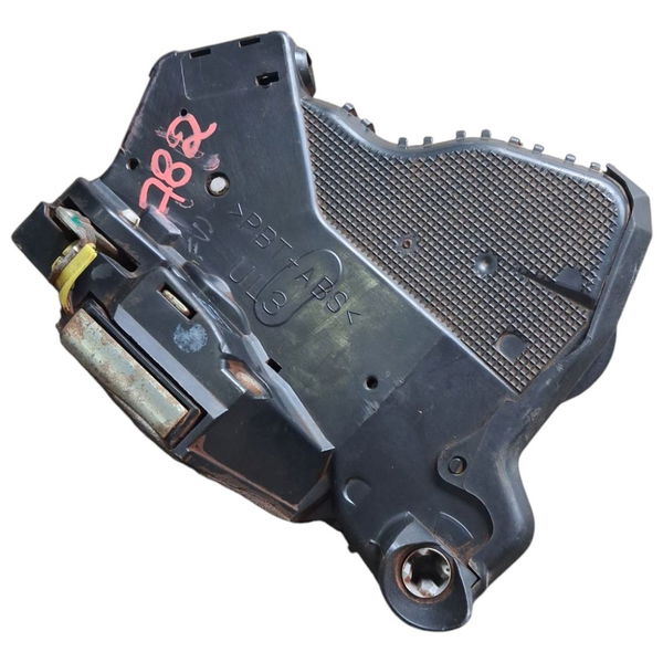 Fechadura Porta Dianteira Esquerda Toyota Hilux 05/15 Cx630