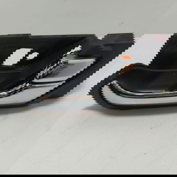 Maçaneta Interna S10 L.d Ltz  2014 Cx639 Dianteira