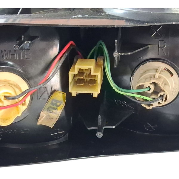 Lanterna Direita Sonata 1997 C/ Detalhe Cx651 Direito/passageiro