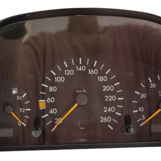 Painel De Instrumentos Mercedes C320 2002 Cx549 Preto