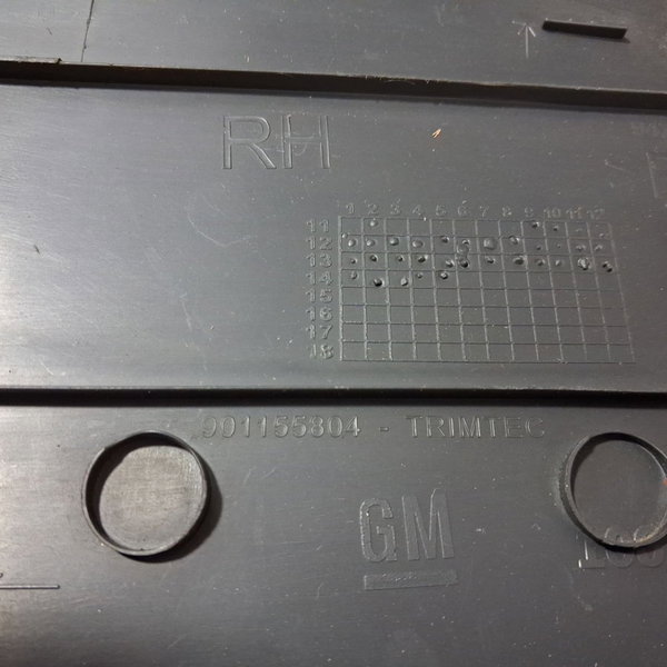 Acabamento Soleira Dianteira Direita Gm S10 2013 Cx652 Preto
