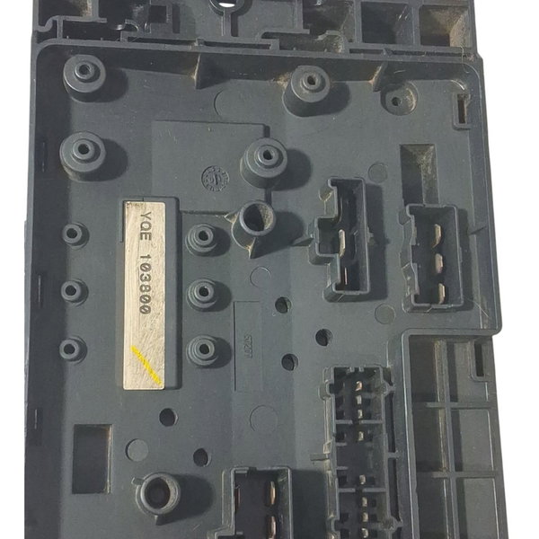 Caixa Fusível L D Land Rover Discovery 2 Diesel 2002 Cx673