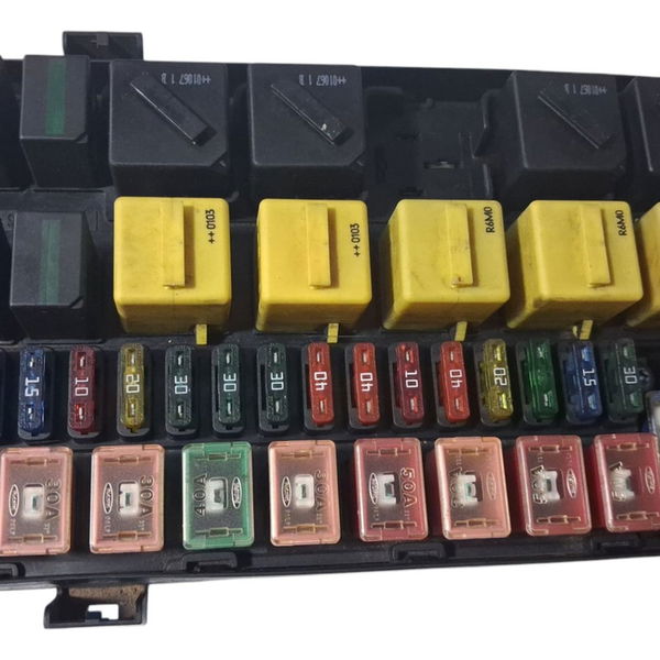 Caixa Fusível L D Land Rover Discovery 2 Diesel 2002 Cx673