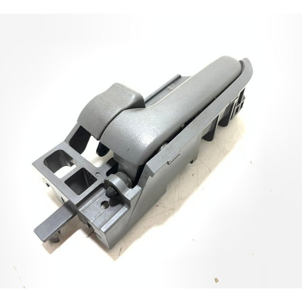Maçaneta Interna Esquerda Toyota Hilux 05/15 Cx339