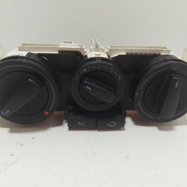 Comando Ar  Cond. Sem Moldura Golf 99/07 Cx133