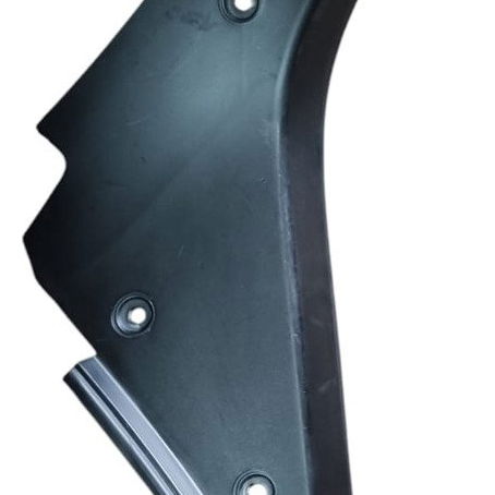 Acabamento Caçamba Lado Esquerdo Fiat Toro 2017 Preto