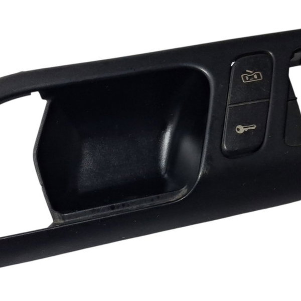 Moldura Maçaneta Interna Diant Esq Polo 2004 Cx705