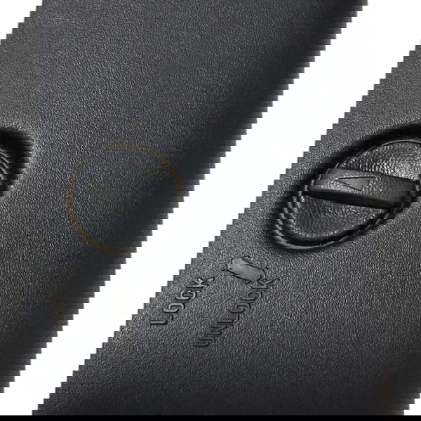 Acabamento L E  Porta Malas Pajero Full 2008 Cx702