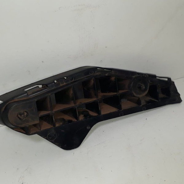 Guia Do Parachoque D. E  Amarok (3 Travas) Cx133