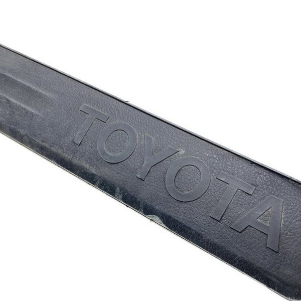 Soleira Dianteira Esquerda Toyota Hilux 2.8 16/22 Cx347