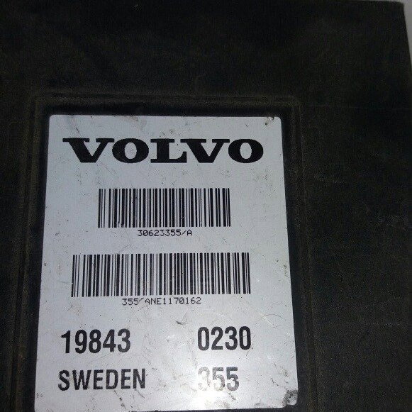 Modulo  Central Eletrica Volvo V40 2003 Cx81