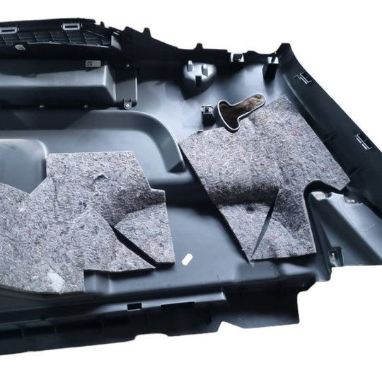 Acabamento Porta Malas Lado Direito  Discovery Sport 2015