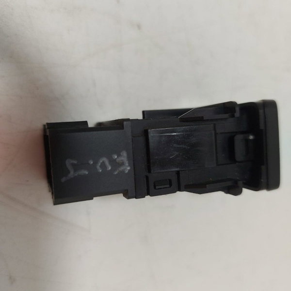 Botão Pisca Alerta Honda Fit/civic/cr-v  Cx117