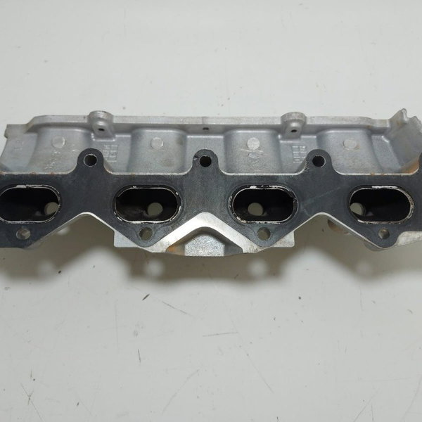 Base Coletor Admissão Duster 2.0 16v 2014 Cx574