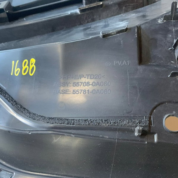 Grade Churrasqueira Toyota Corolla Cross 2021/2023 Preto