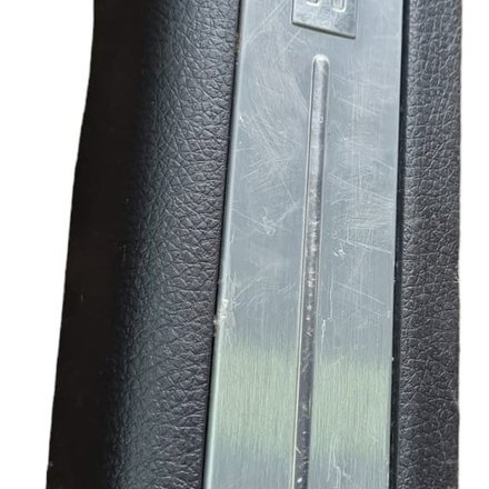 Soleira De Porta Dianteira Direita Ford Edge 2010 Preto