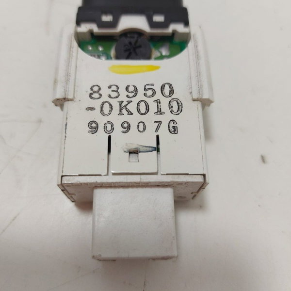 Led Painel Indicador Cinto Segurança Hilux 3.0 2012 Cx147 000