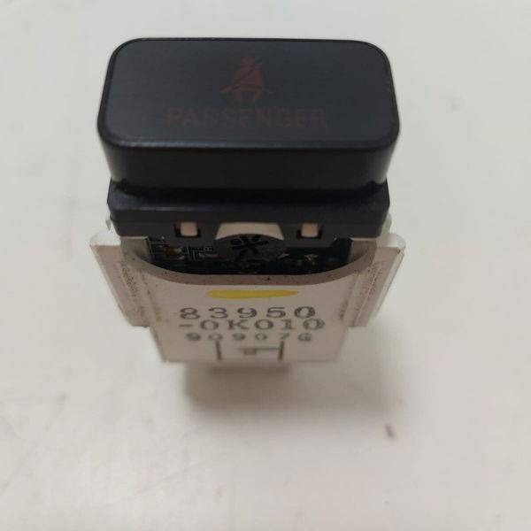 Led Painel Indicador Cinto Segurança Hilux 3.0 2012 Cx147 000