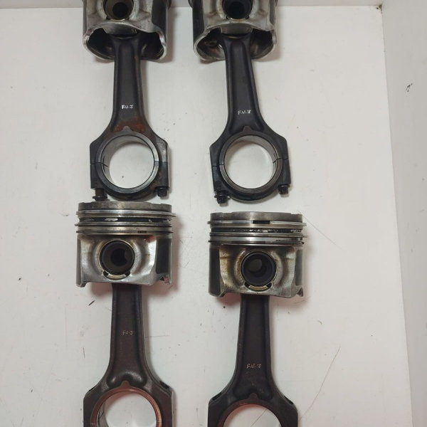 Biela C/  Pistão S10 2.8 2014  (valor Unidade) Cx537