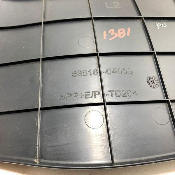 Moldura Esquerda Console Toyota Corolla Cross 21/23 Cx388