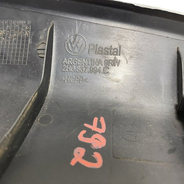 Moldura Interna Retrovisor Direito Volkswagen Amarok Cx364 Preto