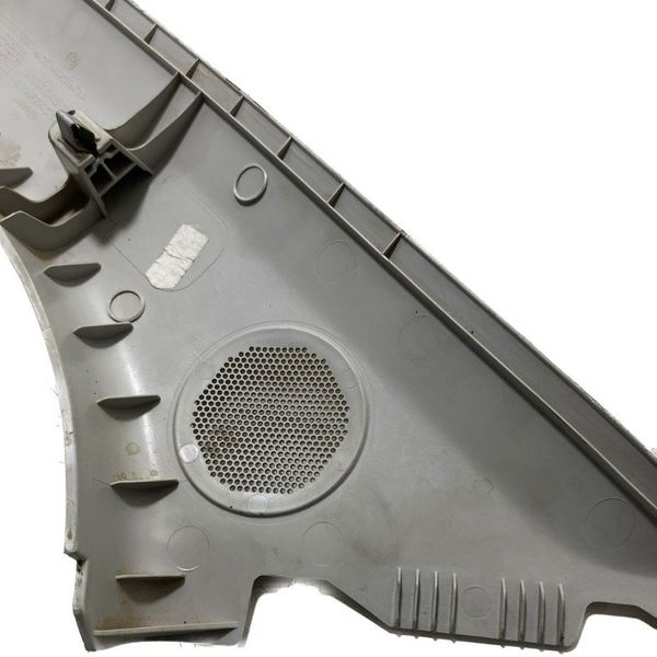Moldura Interna Coluna Direita Volkswagen Amarok 10/20 Cx365