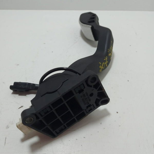 Pedal Acelerador Peugeot 307 Sw 2.0 16v 2007 Cx36