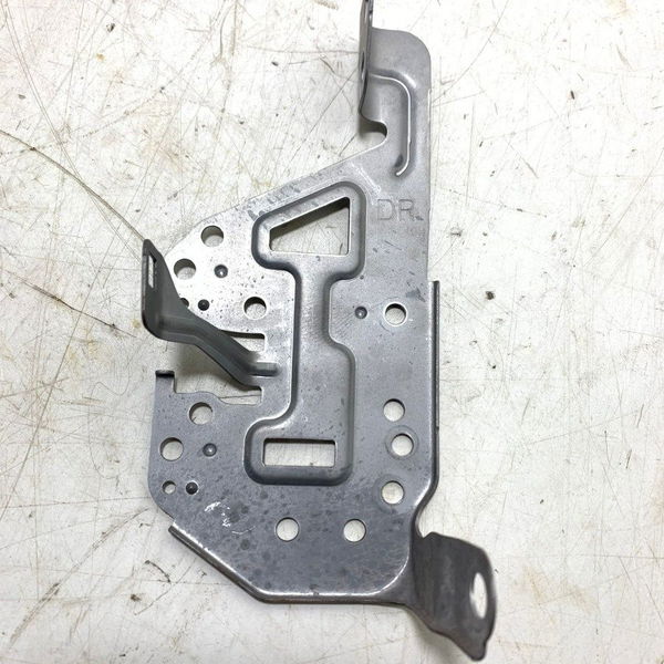 Suporte Direito Mídia Toyota Rav4 17/18 Cx331