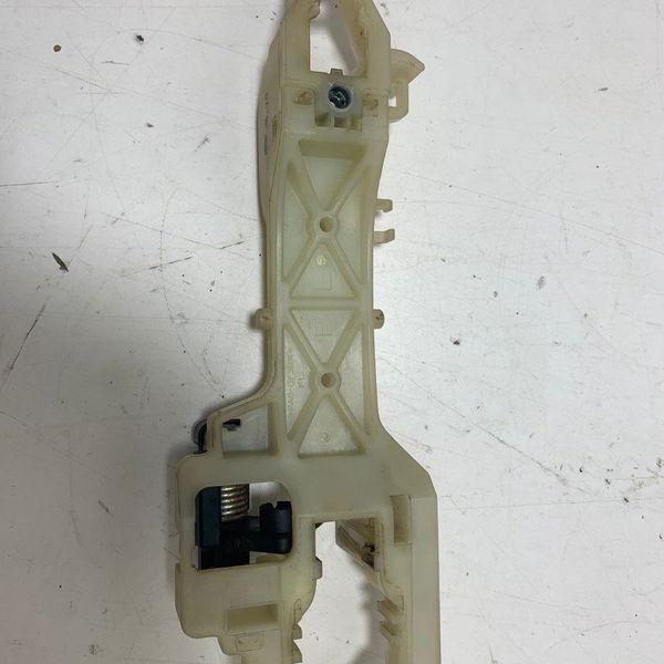 Suporte Maçaneta Porta D. E Ext. Sorento 2012 Cx04