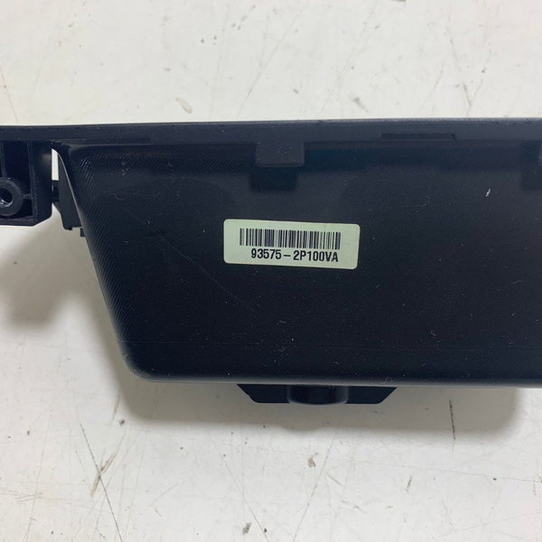 Moldura Comando Vidro D.d Sorento 2.4 2012 Cx04