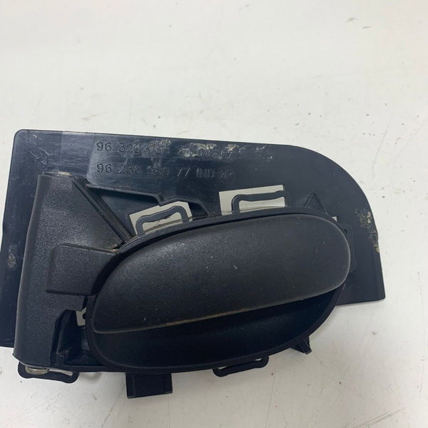 Maçaneta Interna D. Peugeot 206/207 2010 Cx14