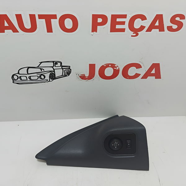 Moldura C/ Botão Regulagem Retrovisor S10 2014 Cx28