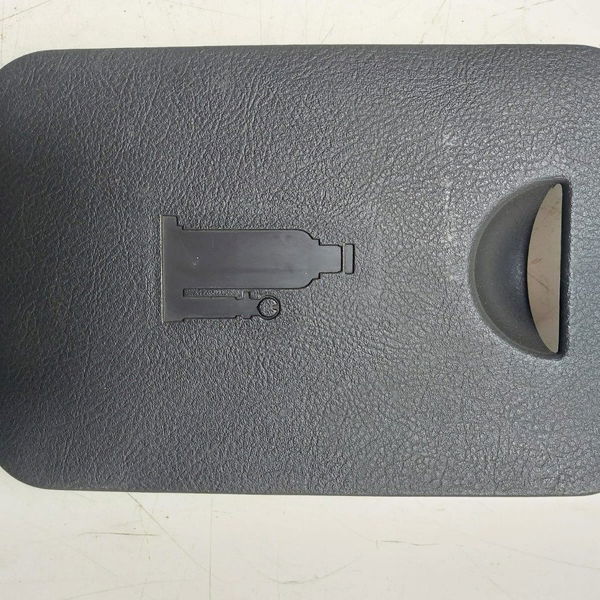 Tampa Acabamento Suporte  Macaco Sorento 2008 Cx178