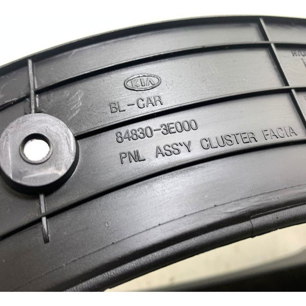 Moldura Painel Instrumentos Sorento 05/09 Cx330