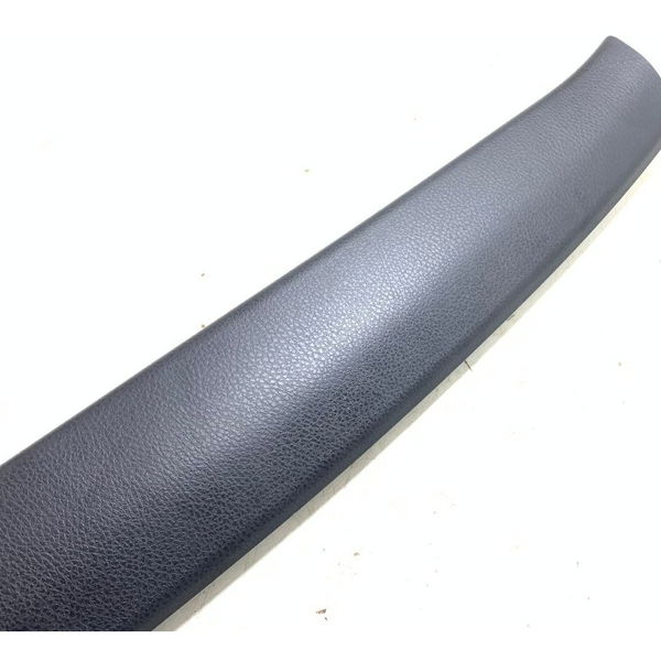 Moldura Porta Malas Toyota Rav4 2017