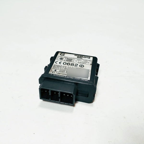 Modulo Ecu Imobilizador Pajero L200 Mr301009 Original Cx81