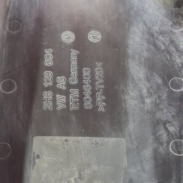 Tampa Ressonador Condutor Ar Amarok 3.0 V6 2019 Cx720