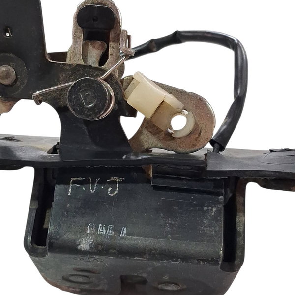 Fechadura Traseira Porta Malas Sorento 2.5 04/05 Cx728