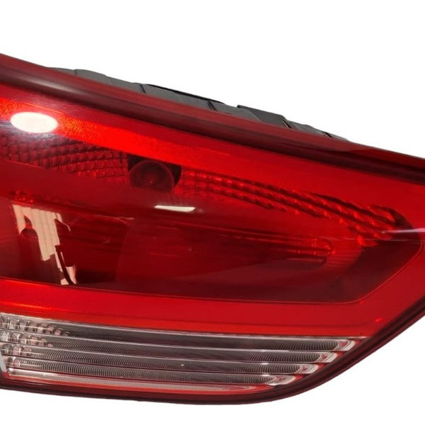 Lanterna Traseira Creta 2021 L. E Capo Cx559 Esquerdo/motorista Vermelho