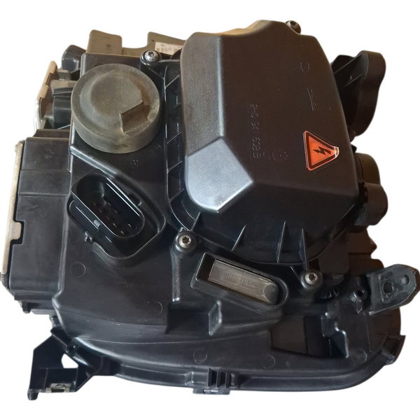 Farol Dianteiro L. D. Amarok 3.0 Original Led Xenon 2019 Direito/passageiro
