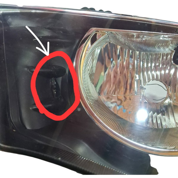 Farol L. E. Mitsubishi L200 Triton 08/13 Esquerdo/motorista