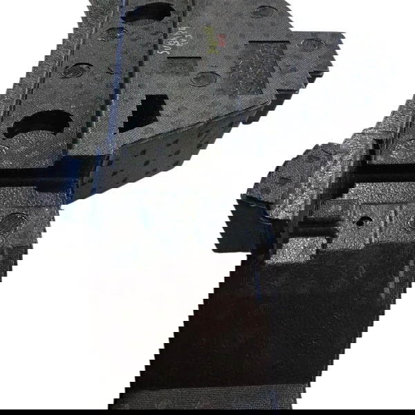 Isopor Porta Mala Direito Forester 2.0 2010