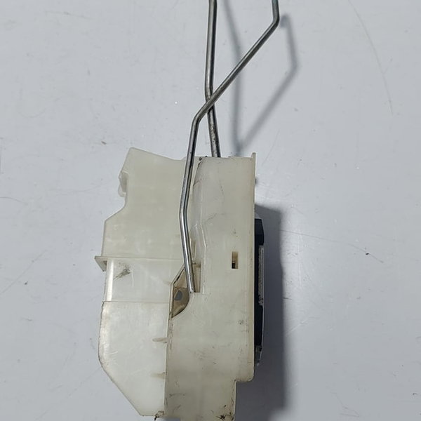 Fechadura Porta Dianteira Esqu S10 2013 Cx495 (nao Eletrica)