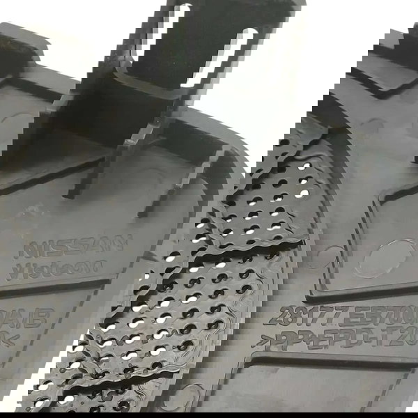 Tela Alto Falante L.e. Painel Frontier 08/12 Cx757 Cinza-escuro