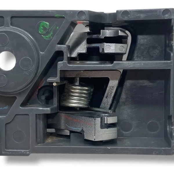 Maçaneta Interna Porta Lado Esquerdo Chevrolet S10 2012 2014 Dianteira/traseira