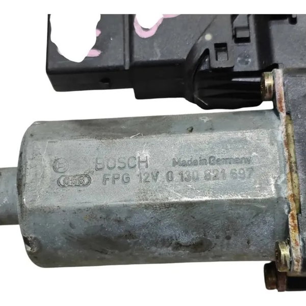 Motor Vidro Tras Esquerdo Vw Passat 1997 A 2000 0130821697